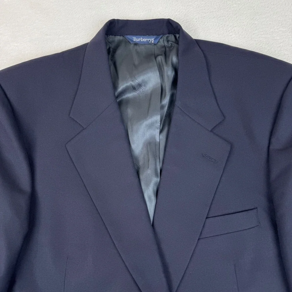 Burberrys Wool Blazer Mens 46 Navy Blue Gold Crest Button Vintage Sport Coat